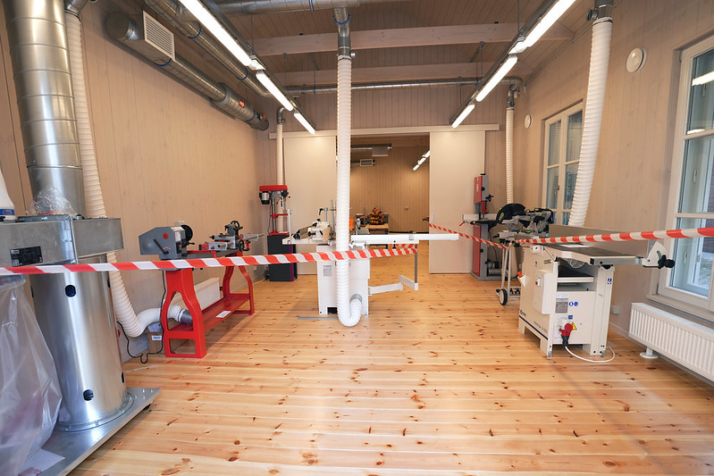 “Koka Rīga” restaurācijas darbnīcā veicinās kultūrvēsturiskā mantojuma apzināšanu un praktisko iemaņu gūšanu