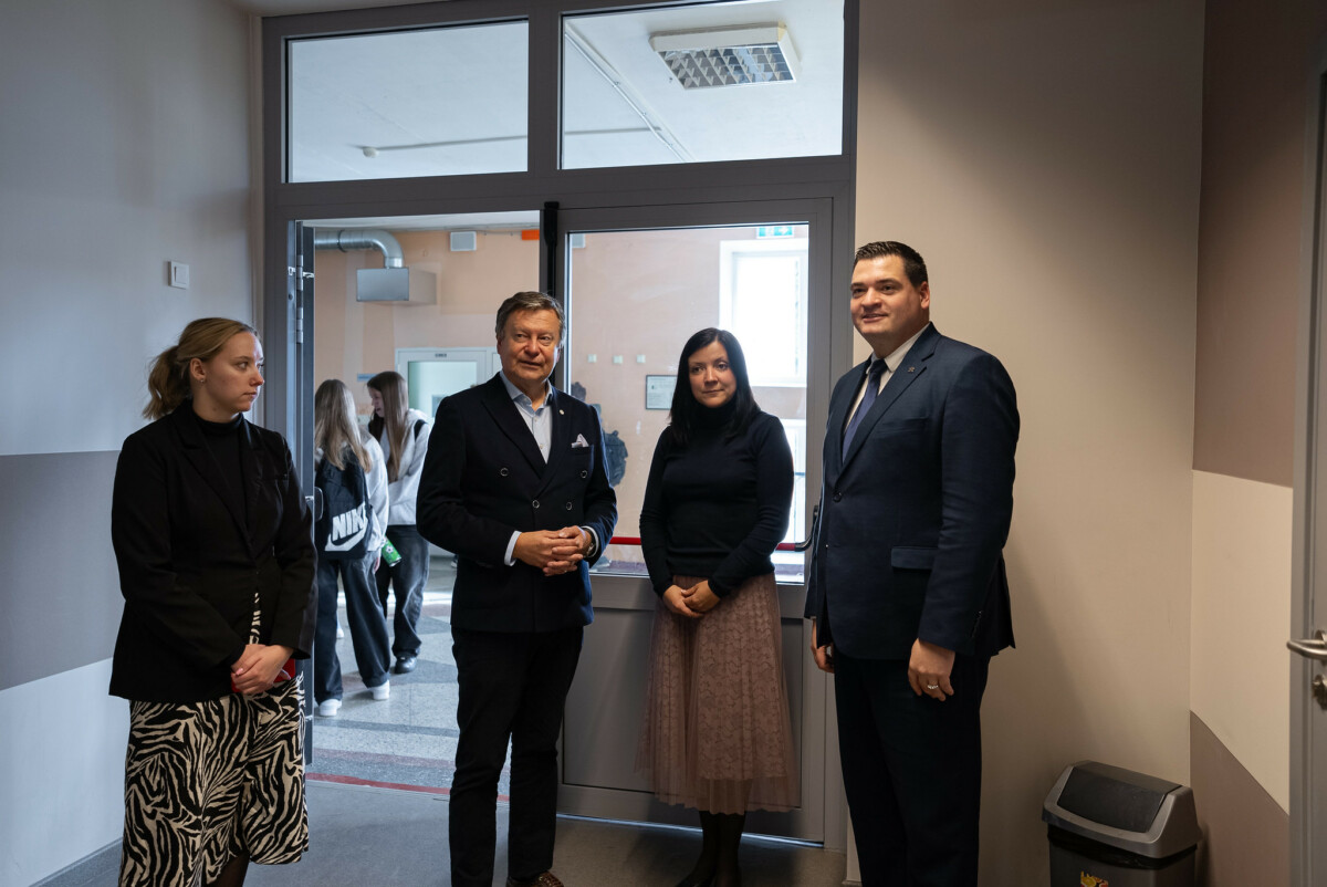 Remontdarbi pabeigti vēl trīs Rīgas vidusskolās