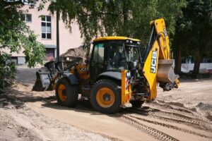 E.Ratnieks: Rīgas 47.vidusskola jau šogad tiks pie jauna āra sporta laukuma