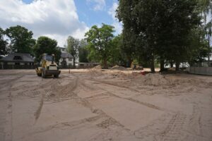 E.Ratnieks: Rīgas 47.vidusskola jau šogad tiks pie jauna āra sporta laukuma