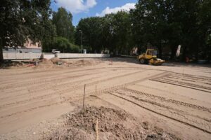 E.Ratnieks: Rīgas 47.vidusskola jau šogad tiks pie jauna āra sporta laukuma