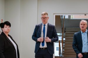 Rīgas pašvaldība skolās ierīko vienpadsmit jaunas dzeramā ūdens stacijas