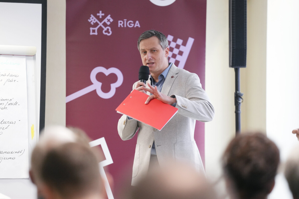 “Rīgas centra ideju laboratorijā” eksperti un uzņēmēji meklē risinājumus aktivitātes veicināšanai galvaspilsētā