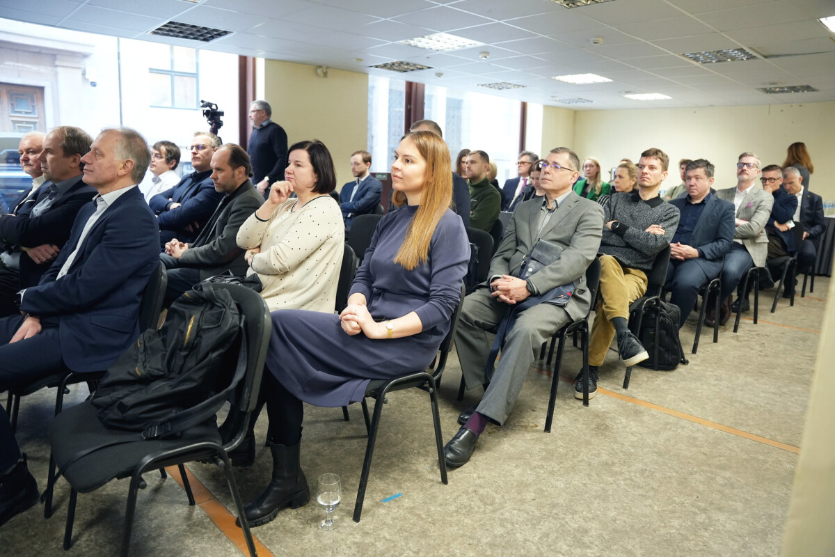 “Rīgas centra ideju laboratorijā” eksperti un uzņēmēji meklē risinājumus aktivitātes veicināšanai galvaspilsētā