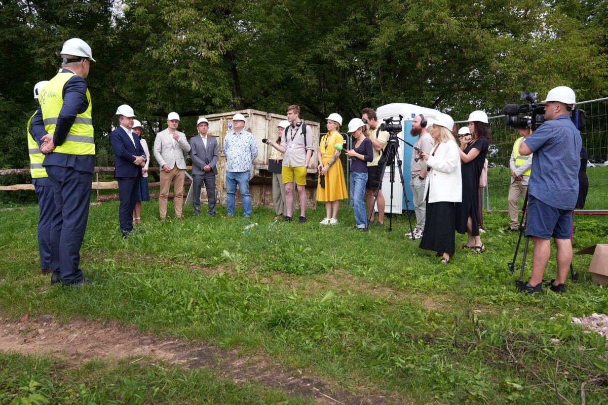 Mežaparka skolas preses konference