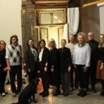 Rīdzinieki apgūst koka logu atjaunošanas prasmes – noslēdzies pirmais praktisko apmācību gads