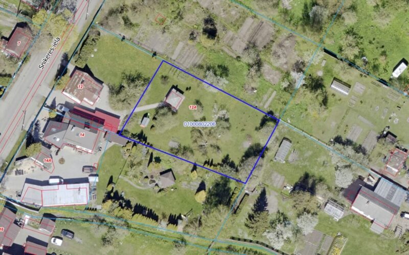 Zemes starpgabals Sniķeres ielā 12A, Rīgā (kadastra apzīmējums 0100 080 2206)