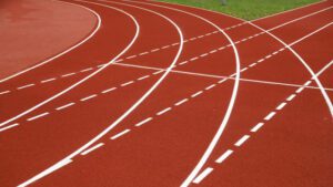 Pilnveidos Rīgas Hanzas vidusskolas futbola stadiona infrastruktūru