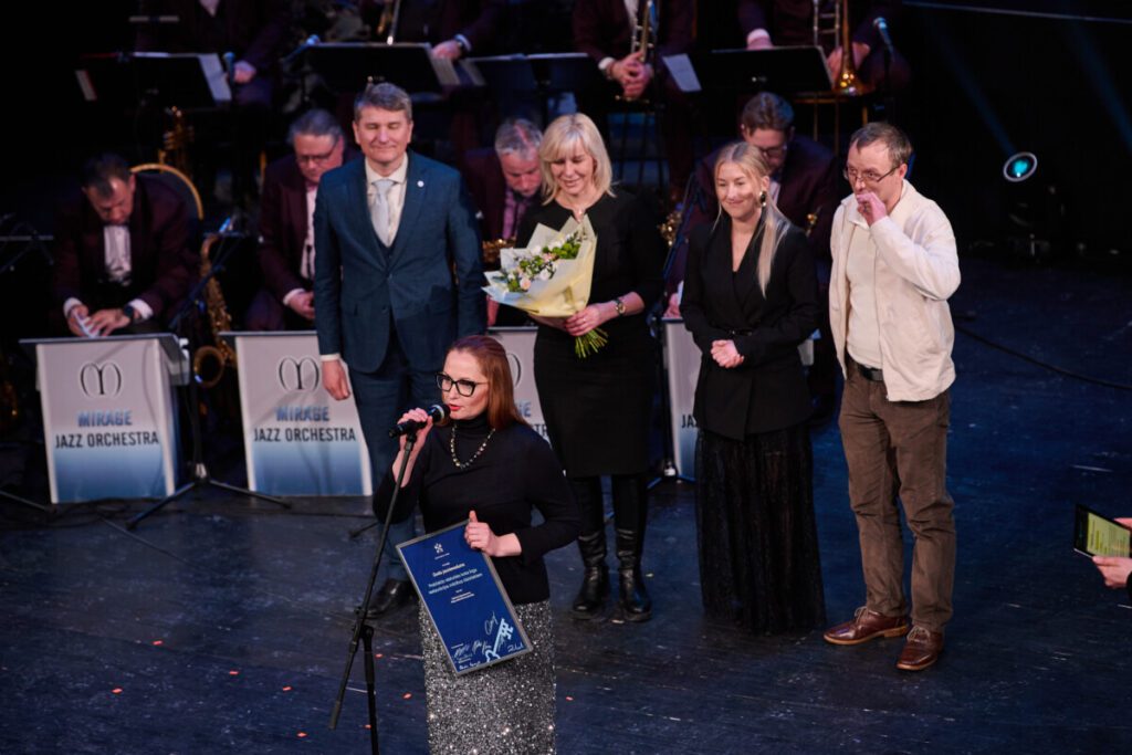 Īpašuma departamenta “Koka Rīga” restaurācijas darbnīcā organizētās apmācības saņem “Gada balvu 2025” nominācijā Gada jaunievedums