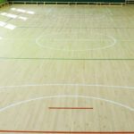 Pašvaldība atjaunojusi sporta zāli Rīgas Lietuviešu vidusskolā