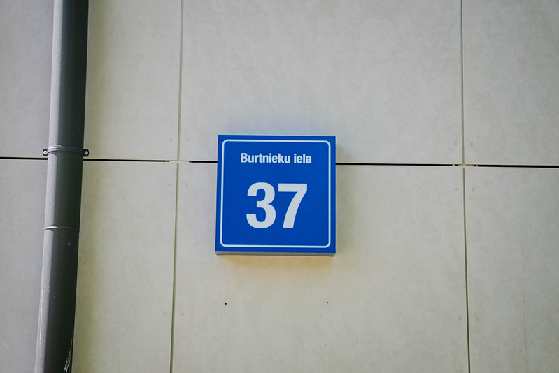 Būrtnieku iela 37