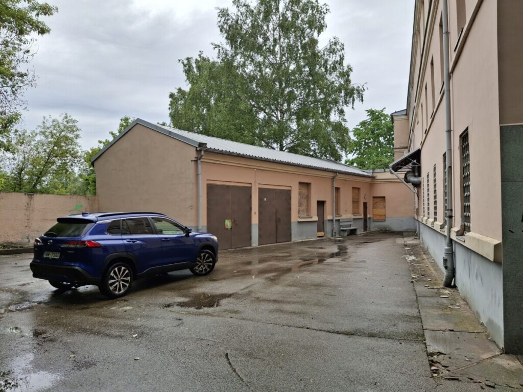 Kapteiņu 7