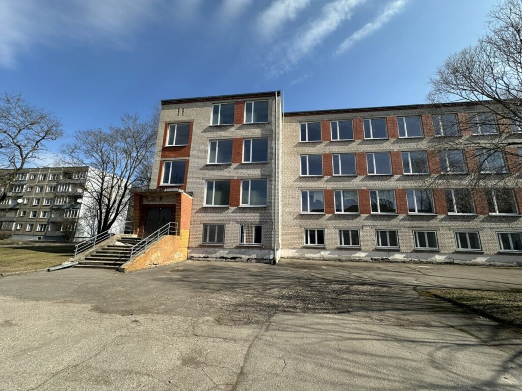 Baltā 22