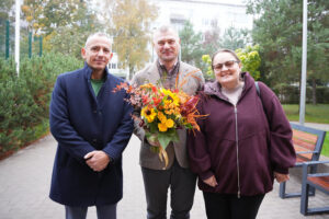 Ieguldot gandrīz miljonu eiro, Itas Kozakēvičas Rīgas Poļu vidusskolā Purvciemā izbūvēts mūsdienīgs āra sporta komplekss